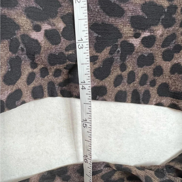 Kendall Lane Top Blouse Leopard Print Green Balloon Sleeve V-neck Sz S $285 Boho - Picture 8 of 9